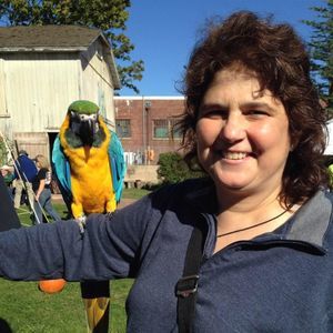 Meet your Posher, Danielle